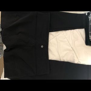 Lululemon black leggings!